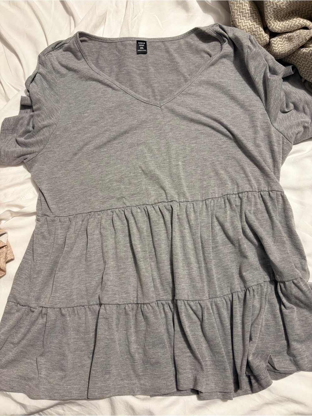 2X Shein Bundle - Picture 2 of 5